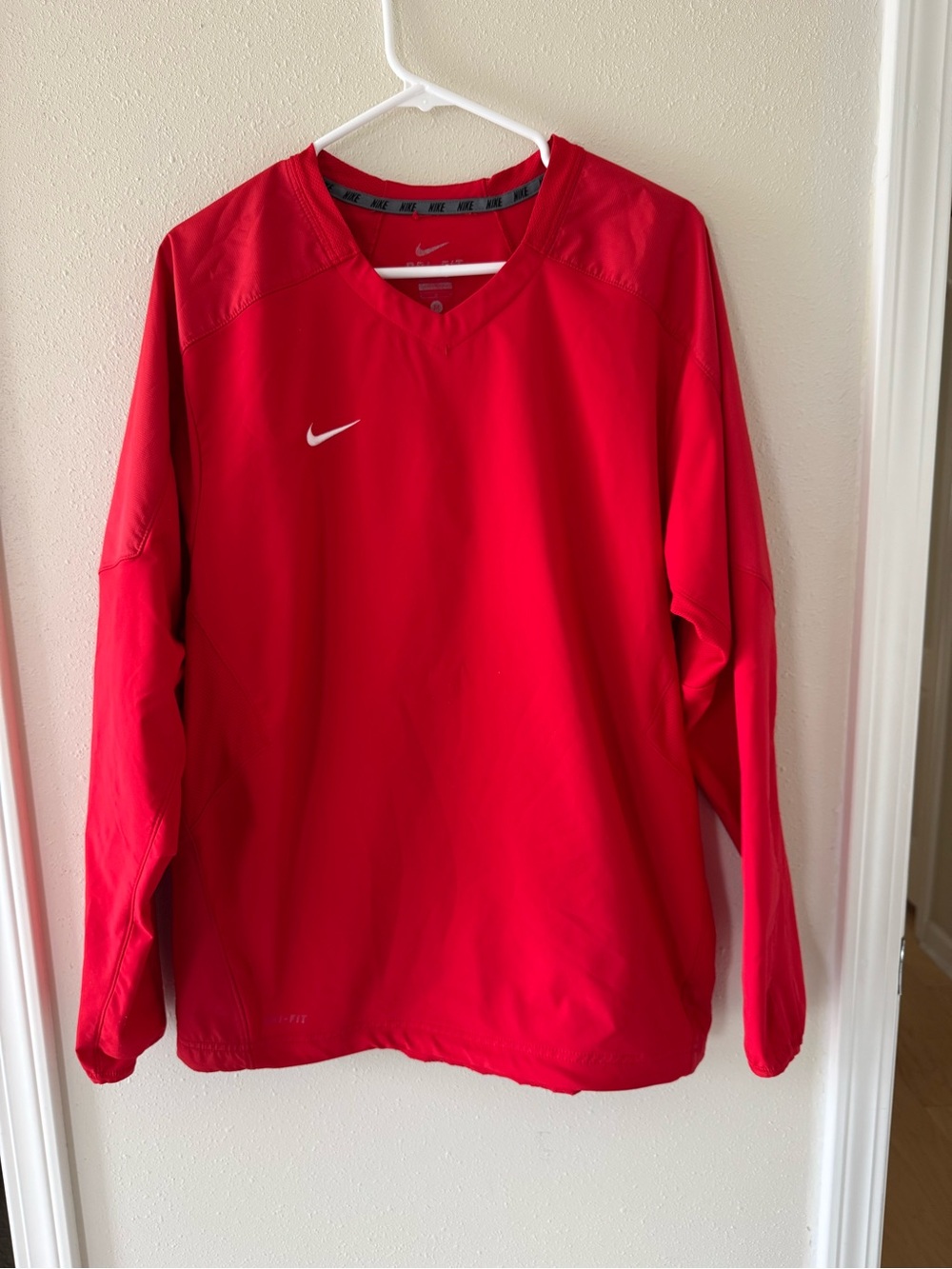 Nike Dri Fit Men’s Medium Red Ace Track Baseball Vented Pullover Shirt